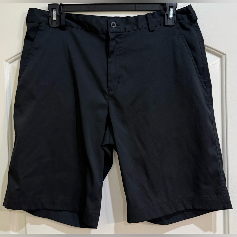 Nike Golf Men's Black Dri-Fit Flat Front Shorts